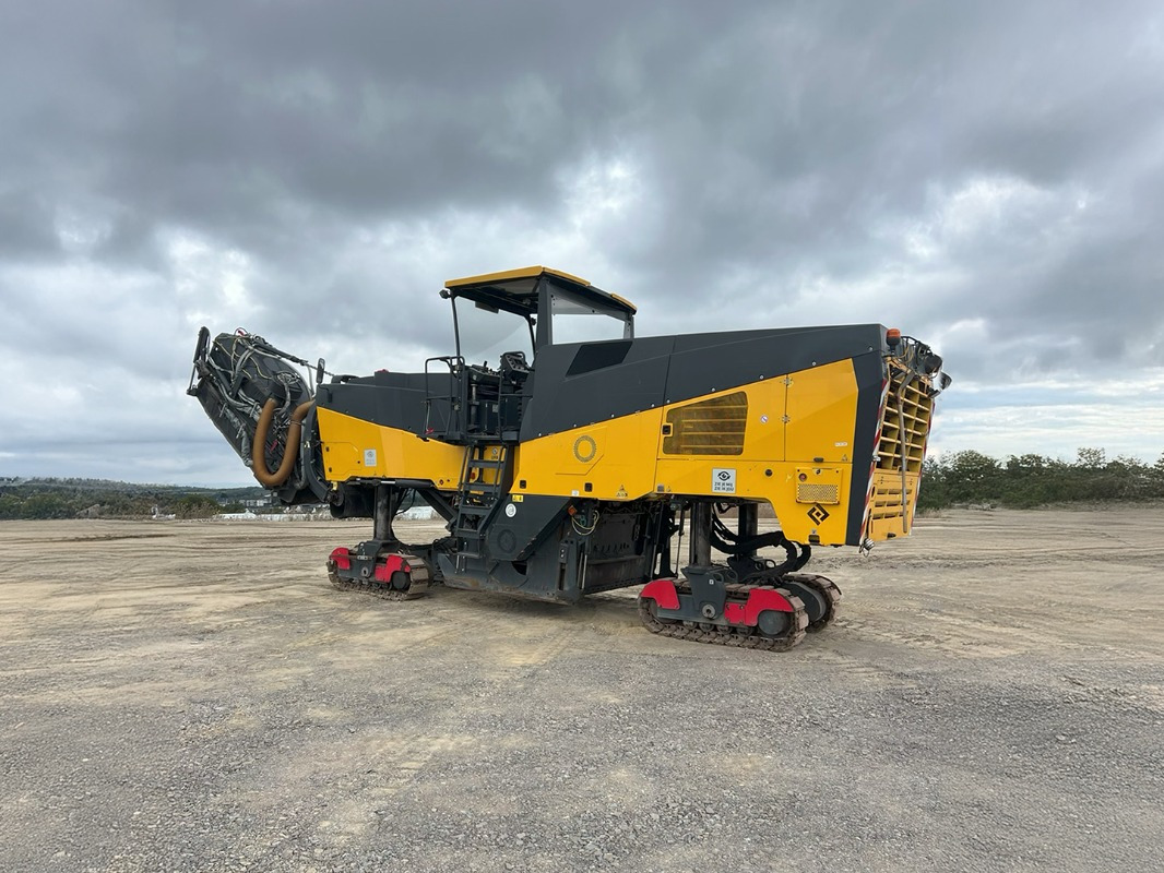 Lizing BOMAG DE BM 2200/75  Stage IV/Tier 4f BOMAG DE BM 2200/75  Stage IV/Tier 4f: slika 34