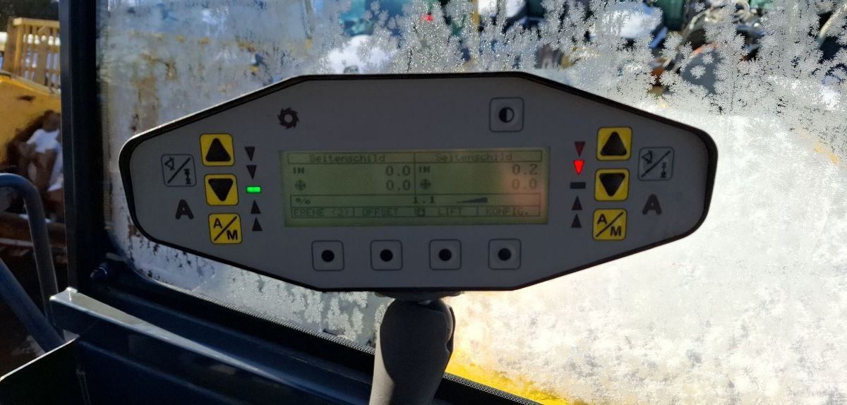 Lizing BOMAG DE BM 2200/75  Stage IV/Tier 4f BOMAG DE BM 2200/75  Stage IV/Tier 4f: slika 24