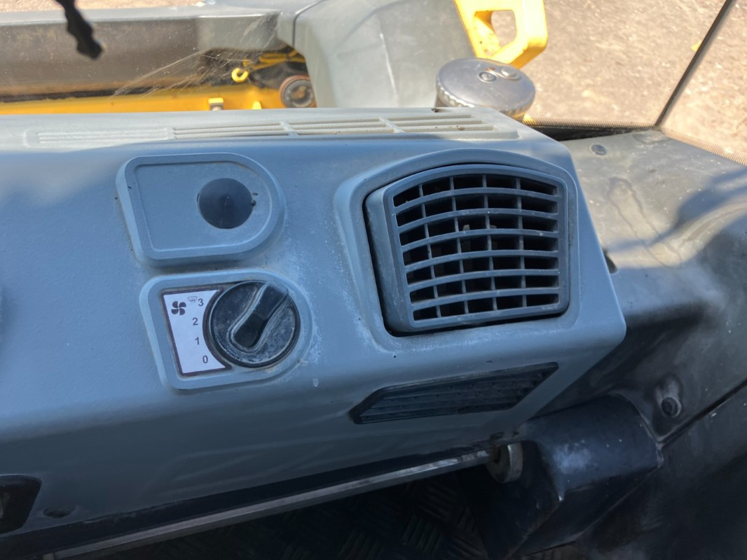 Valjak za puteve BOMAG DE BW 161 AD-5  Stage IIIb/Tier 4i: slika 8