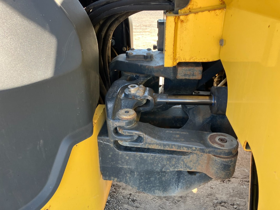 Valjak za puteve BOMAG DE BW 161 AD-5  Stage IIIb/Tier 4i: slika 12