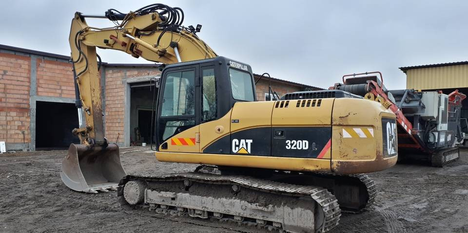 Koparka Caterpillar 320DL hydraulika klima kamera CAT - Bager guseničar: slika 2 Koparka Caterpillar 320DL hydraulika klima kamera CAT - Bager guseničar: slika 2