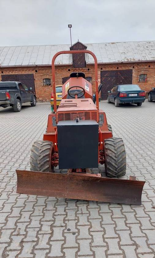 Koparka tarczowa Ditch Witch 3700 DD + A341 - Rovokopač: slika 3 Koparka tarczowa Ditch Witch 3700 DD + A341 - Rovokopač: slika 3