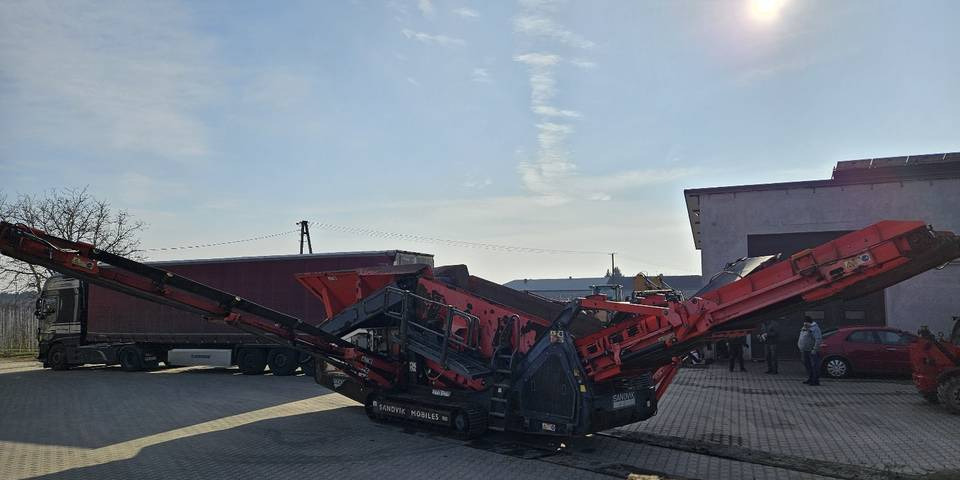 Przesiewacz mobilny Sandvik QE241 tylko 2980 h - Sito: slika 5 Przesiewacz mobilny Sandvik QE241 tylko 2980 h - Sito: slika 5