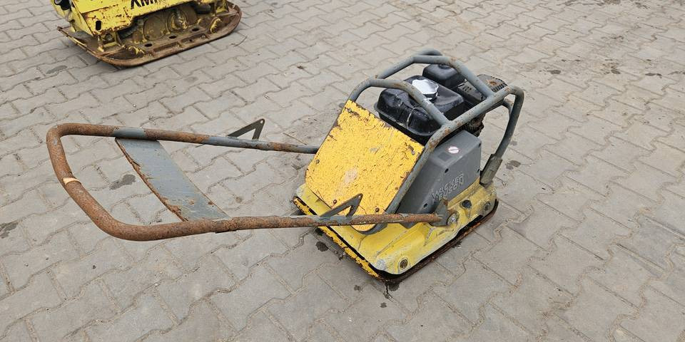 Zagęszczarka Wacker Neuson WP1550A 90 kg 2017 FV23% Honda - Vibraciona ploča: slika 2 Zagęszczarka Wacker Neuson WP1550A 90 kg 2017 FV23% Honda - Vibraciona ploča: slika 2