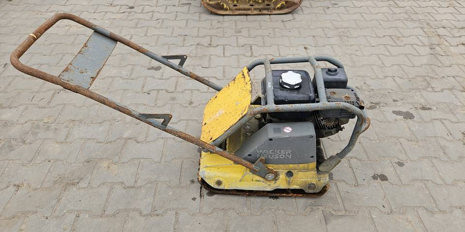 Zagęszczarka Wacker Neuson WP1550A 90 kg 2017 FV23% Honda - Vibraciona ploča: slika 1 Zagęszczarka Wacker Neuson WP1550A 90 kg 2017 FV23% Honda - Vibraciona ploča: slika 1