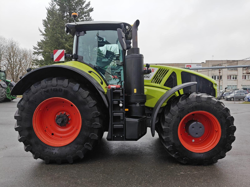 Claas Axion 920 Cmatic GREEN FIT - Traktor: slika 3 Claas Axion 920 Cmatic GREEN FIT - Traktor: slika 3