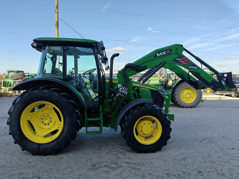 John Deere 5100M - Traktor: slika 2 John Deere 5100M - Traktor: slika 2