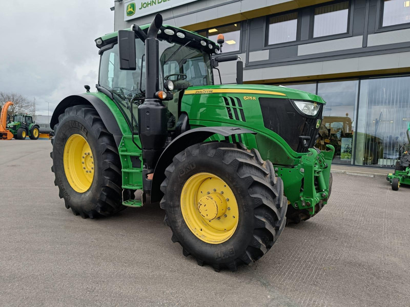 John Deere 6215R - Traktor: slika 1 John Deere 6215R - Traktor: slika 1