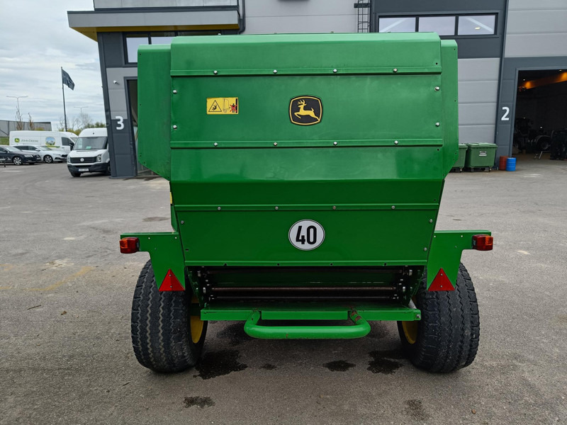 John Deere 623N - Balirka za okrugle bale: slika 3 John Deere 623N - Balirka za okrugle bale: slika 3