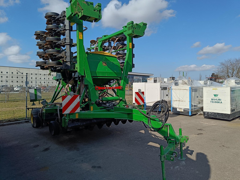 Mašina za preciznu setvu za prevoz hrane John Deere 750 A: slika 1