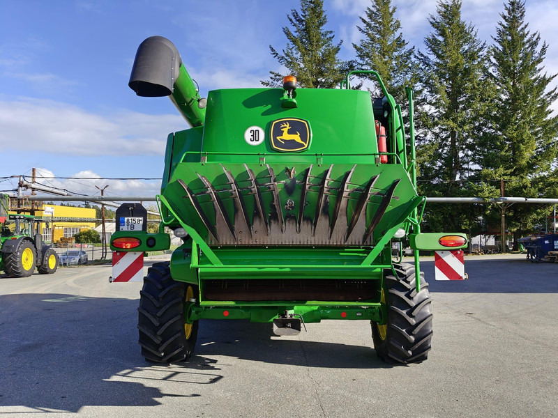 John Deere W650 i 722X - Kombinovani kombajn: slika 5 John Deere W650 i 722X - Kombinovani kombajn: slika 5