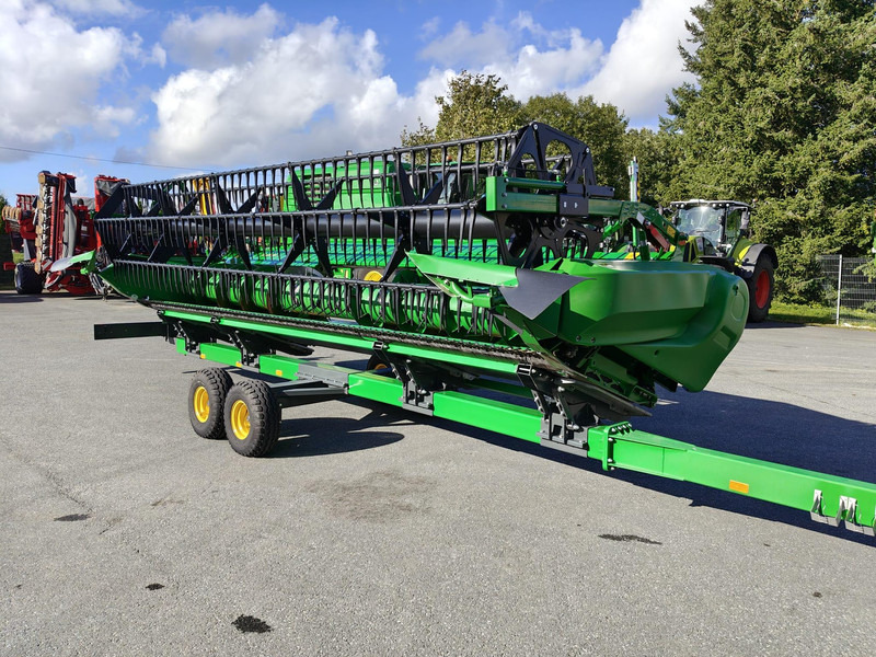 John Deere W650 i 722X - Kombinovani kombajn: slika 2 John Deere W650 i 722X - Kombinovani kombajn: slika 2
