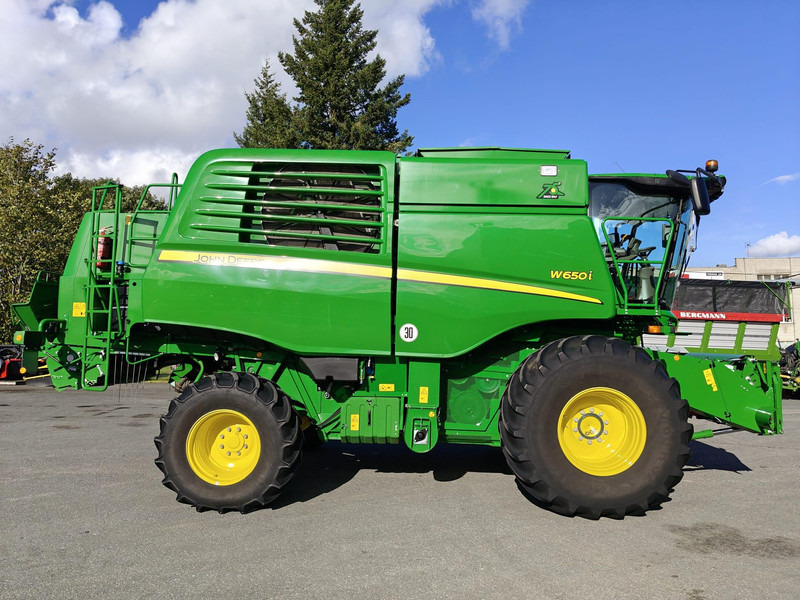 John Deere W650 i 722X - Kombinovani kombajn: slika 3 John Deere W650 i 722X - Kombinovani kombajn: slika 3