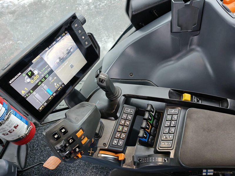 Traktor Valtra T255 Versu RTK: slika 15
