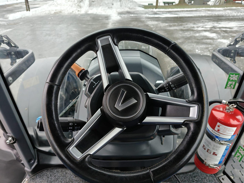 Traktor Valtra T255 Versu RTK: slika 20