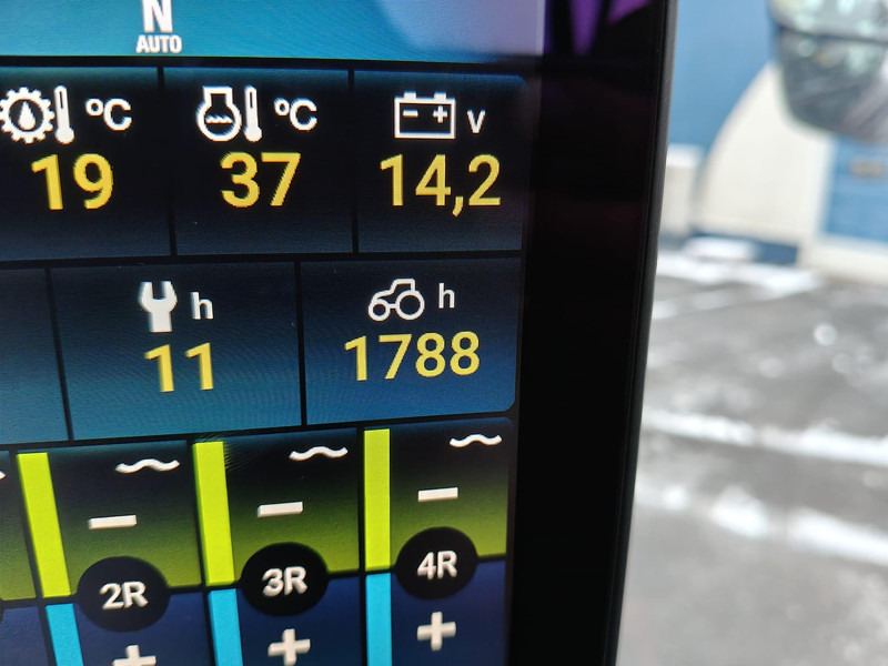 Traktor Valtra T255 Versu RTK: slika 16