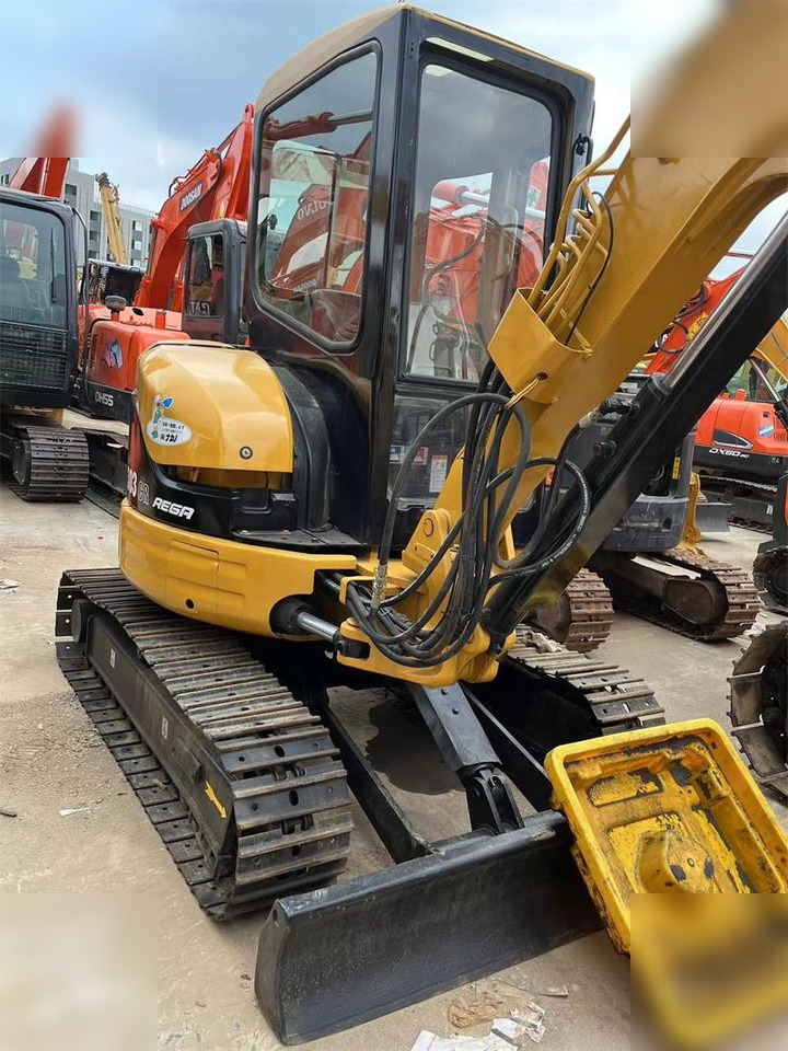 CATERPILLAR 303C CR - Mini bager: slika 4 CATERPILLAR 303C CR - Mini bager: slika 4