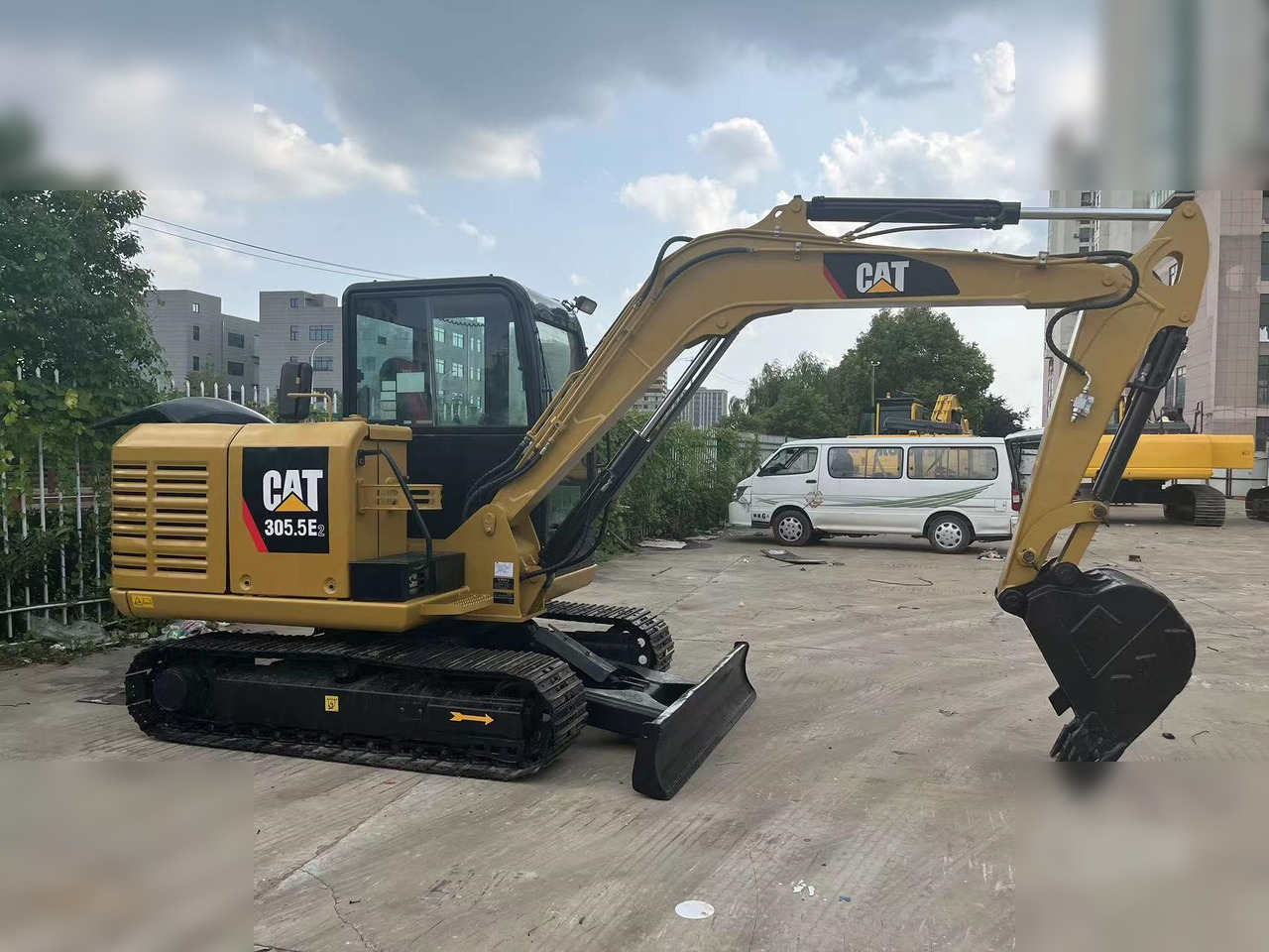 CATERPILLAR 305.5E2 - Mini bager: slika 3 CATERPILLAR 305.5E2 - Mini bager: slika 3