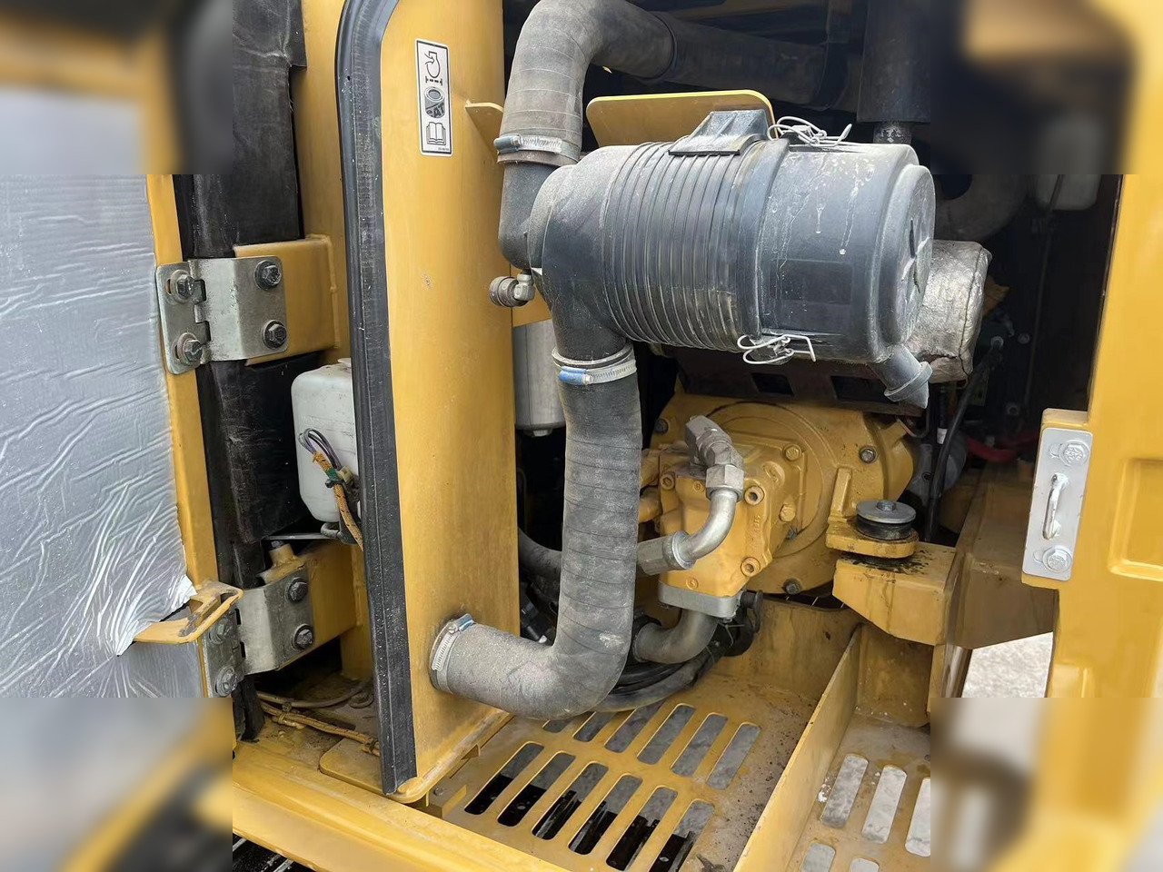 Mini bager CATERPILLAR 305.5E2: slika 6 Mini bager CATERPILLAR 305.5E2: slika 6