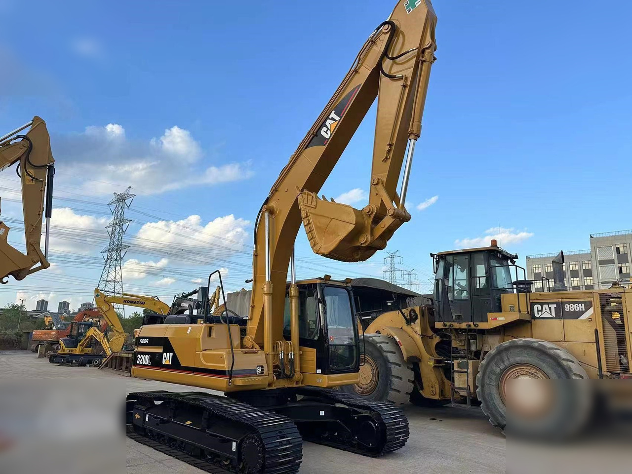 CATERPILLAR 320BL - Bager guseničar: slika 5 CATERPILLAR 320BL - Bager guseničar: slika 5