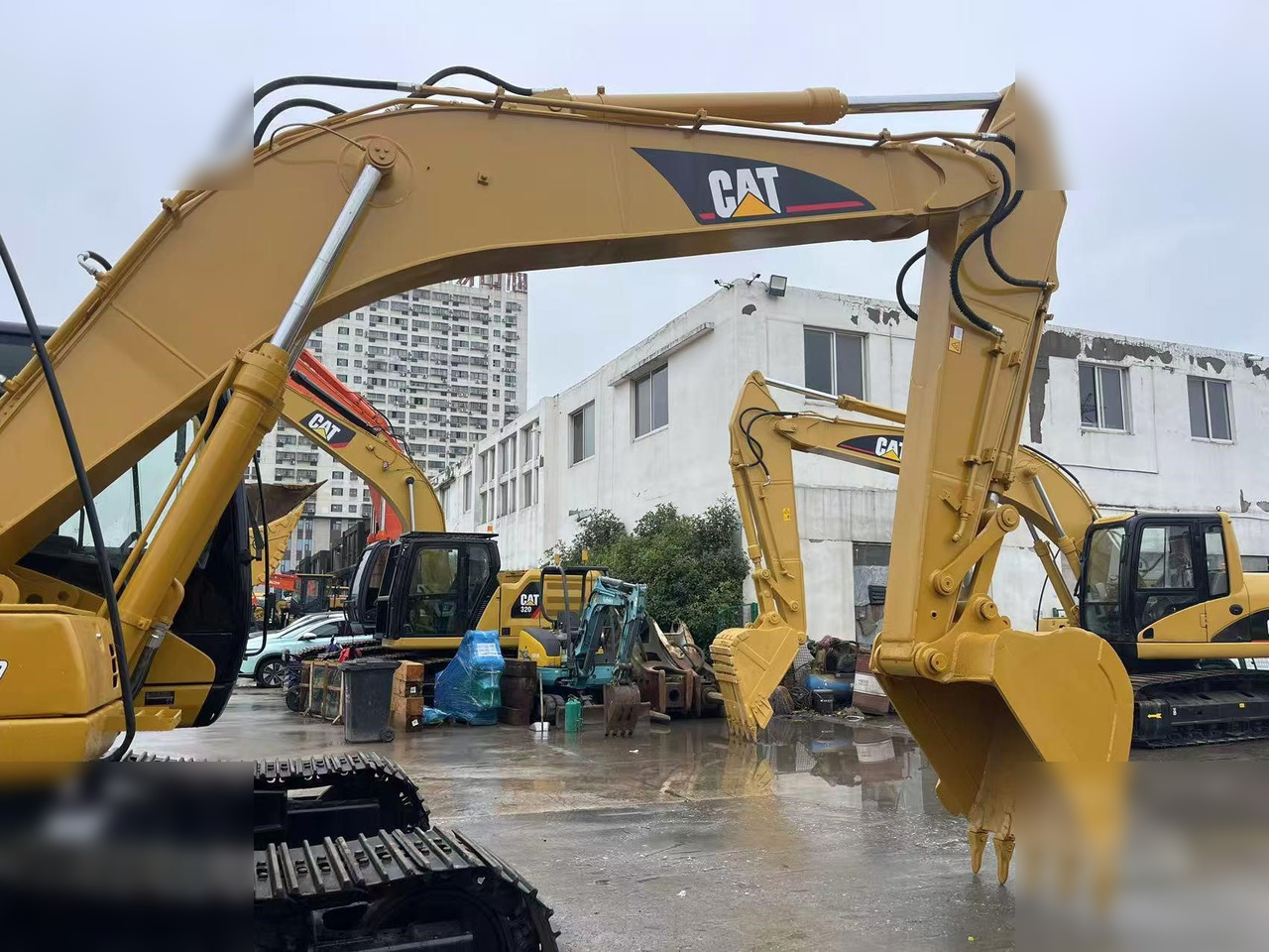 CATERPILLAR 320CL - Bager guseničar: slika 5 CATERPILLAR 320CL - Bager guseničar: slika 5