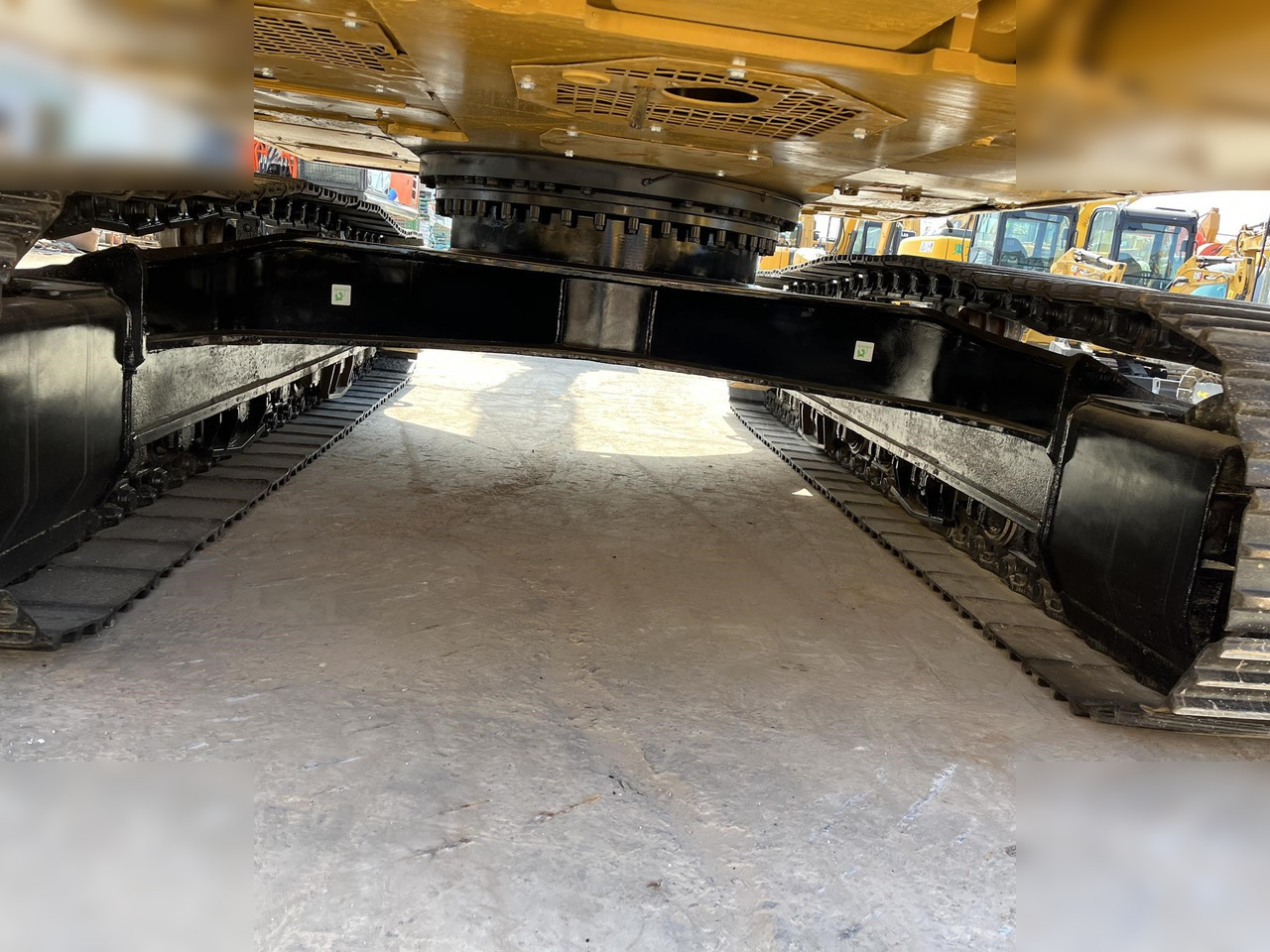 Bager guseničar CATERPILLAR 323: slika 9
