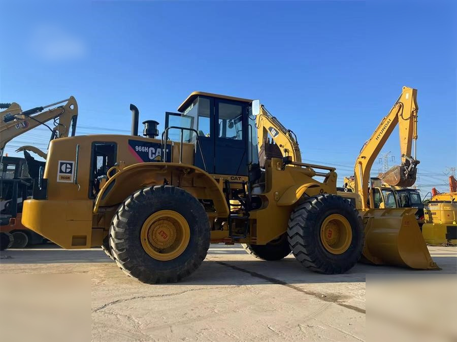 CATERPILLAR 966H - Utovarivač točkaš: slika 2 CATERPILLAR 966H - Utovarivač točkaš: slika 2