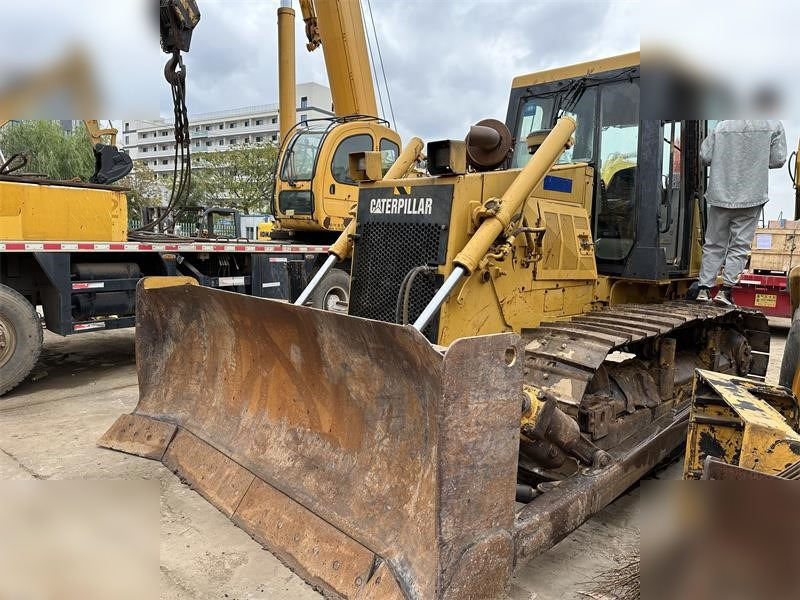 CATERPILLAR D6G2 XL - Buldožer: slika 3 CATERPILLAR D6G2 XL - Buldožer: slika 3