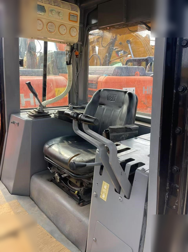 Buldožer CATERPILLAR D7G: slika 8