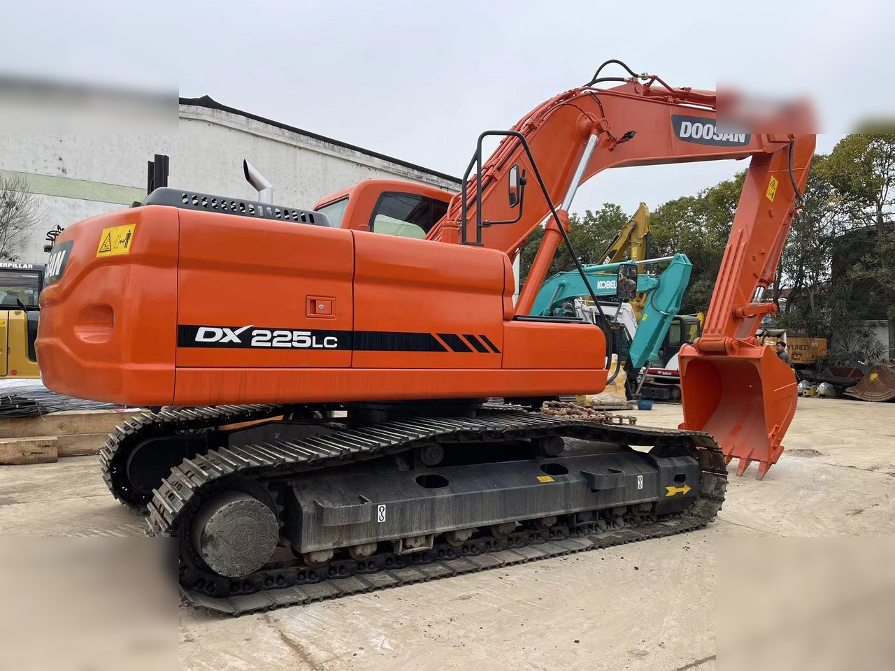 DOOSAN DX225 LC - Bager guseničar: slika 3 DOOSAN DX225 LC - Bager guseničar: slika 3