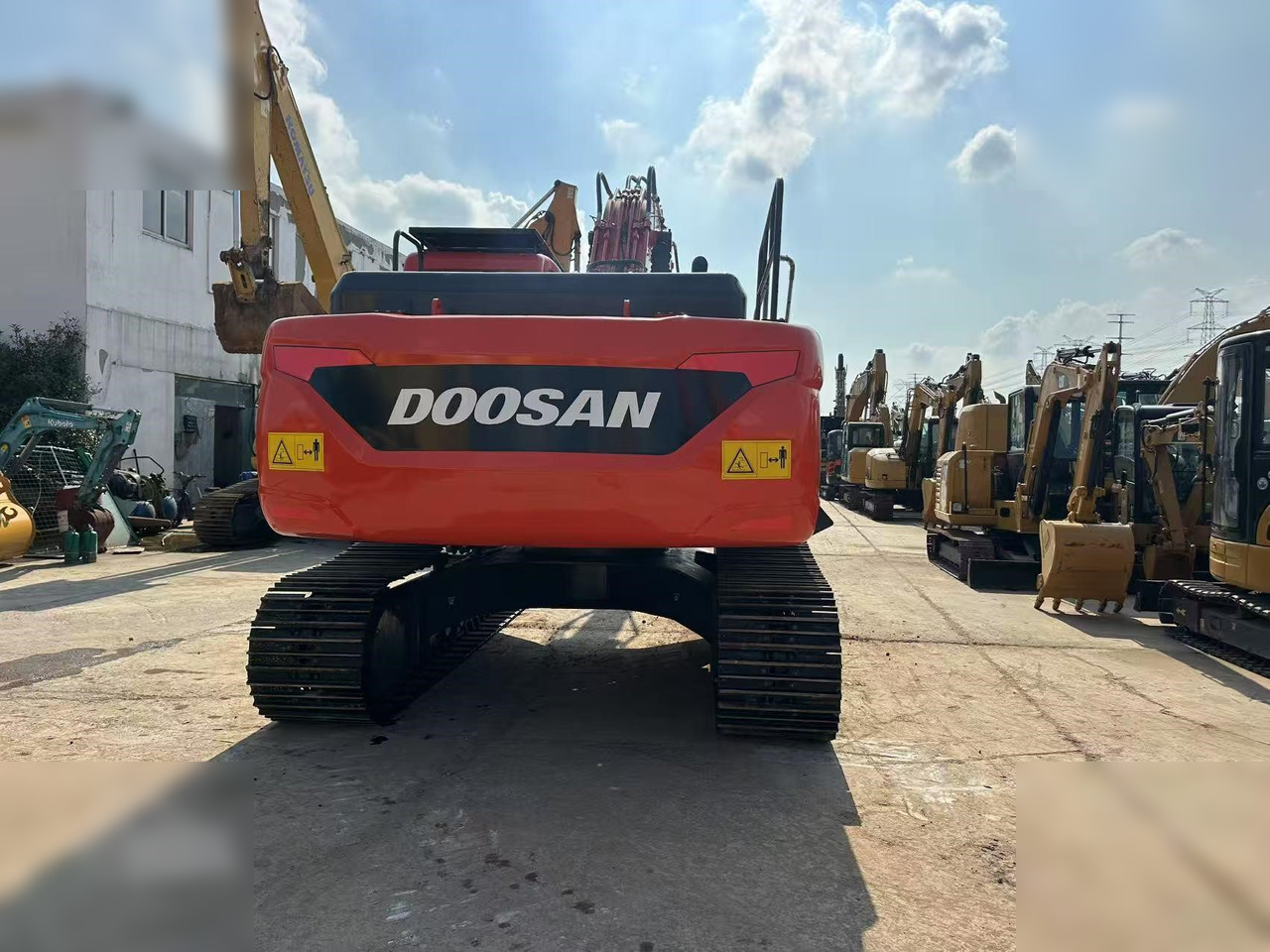 DOOSAN DX225 LCA - Bager guseničar: slika 2 DOOSAN DX225 LCA - Bager guseničar: slika 2
