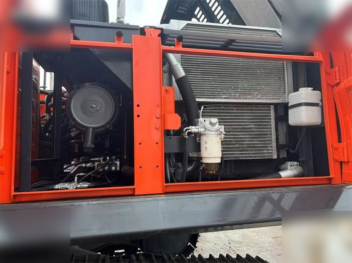 Bager guseničar DOOSAN DX225 LCA: slika 6