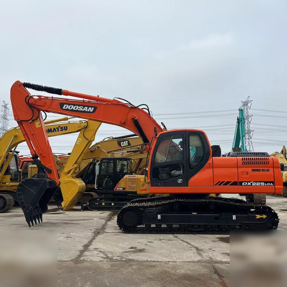 DOOSAN DX225 LCA - Bager guseničar: slika 1 DOOSAN DX225 LCA - Bager guseničar: slika 1