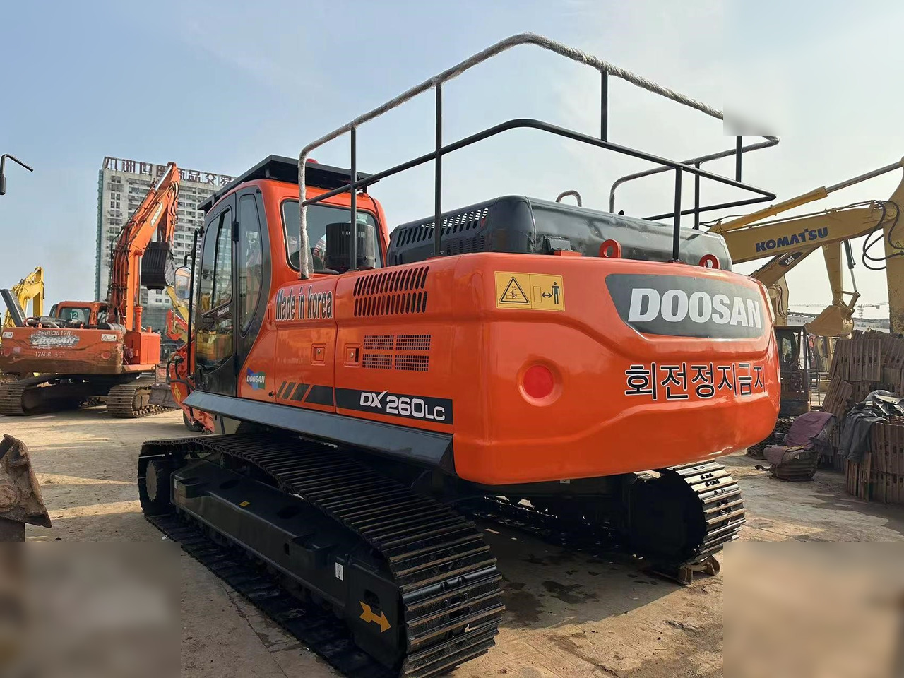 DOOSAN DX260 LC - Bager guseničar: slika 2 DOOSAN DX260 LC - Bager guseničar: slika 2