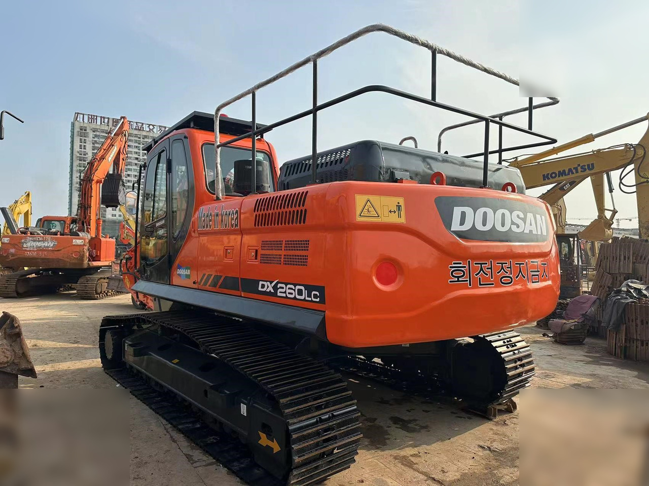 DOOSAN DX260 LC - Bager guseničar: slika 3 DOOSAN DX260 LC - Bager guseničar: slika 3