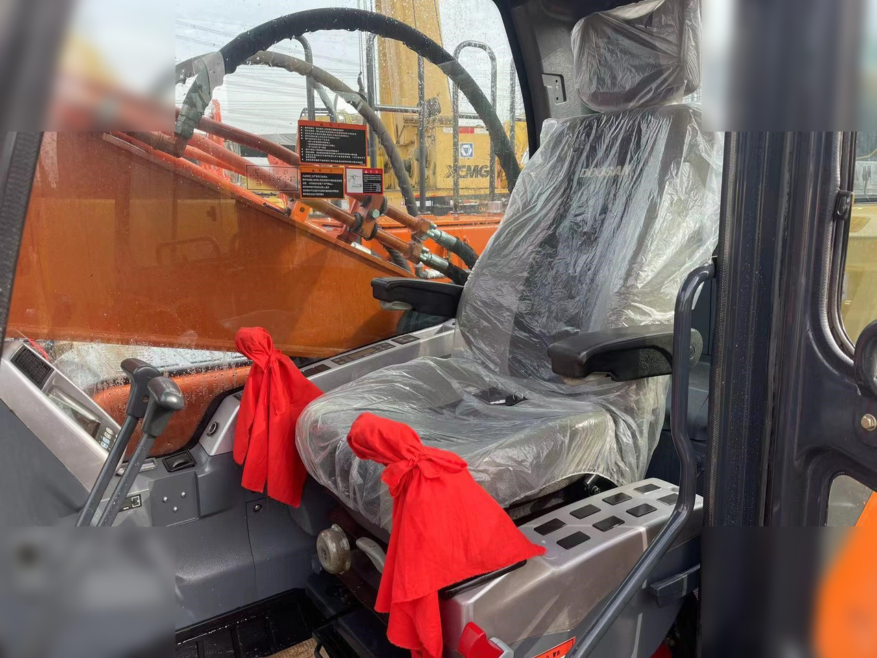 DOOSAN DX300 LCA - Bager guseničar: slika 5 DOOSAN DX300 LCA - Bager guseničar: slika 5