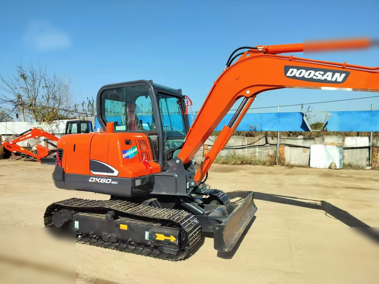 DOOSAN DX60-9C - Bager guseničar: slika 3 DOOSAN DX60-9C - Bager guseničar: slika 3