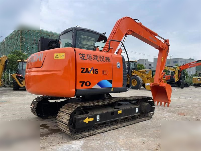 HITACHI ZX70 - Bager guseničar: slika 5 HITACHI ZX70 - Bager guseničar: slika 5