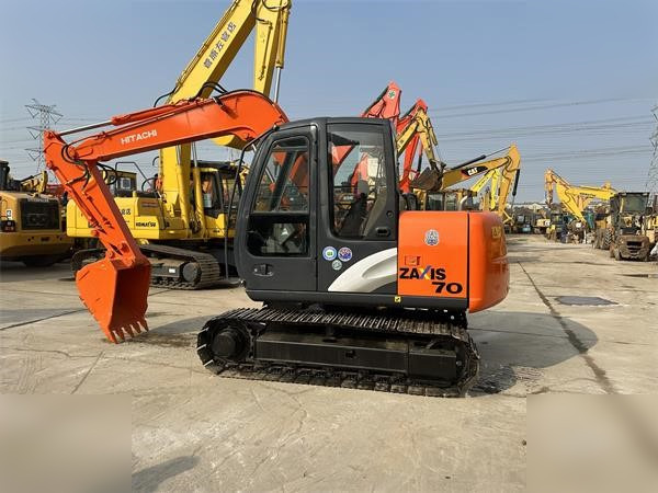 HITACHI ZX70 - Bager guseničar: slika 2 HITACHI ZX70 - Bager guseničar: slika 2