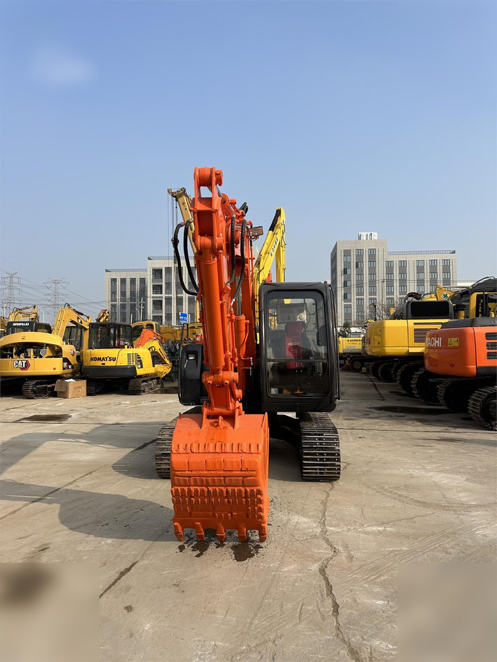 HITACHI ZX70 - Bager guseničar: slika 3 HITACHI ZX70 - Bager guseničar: slika 3