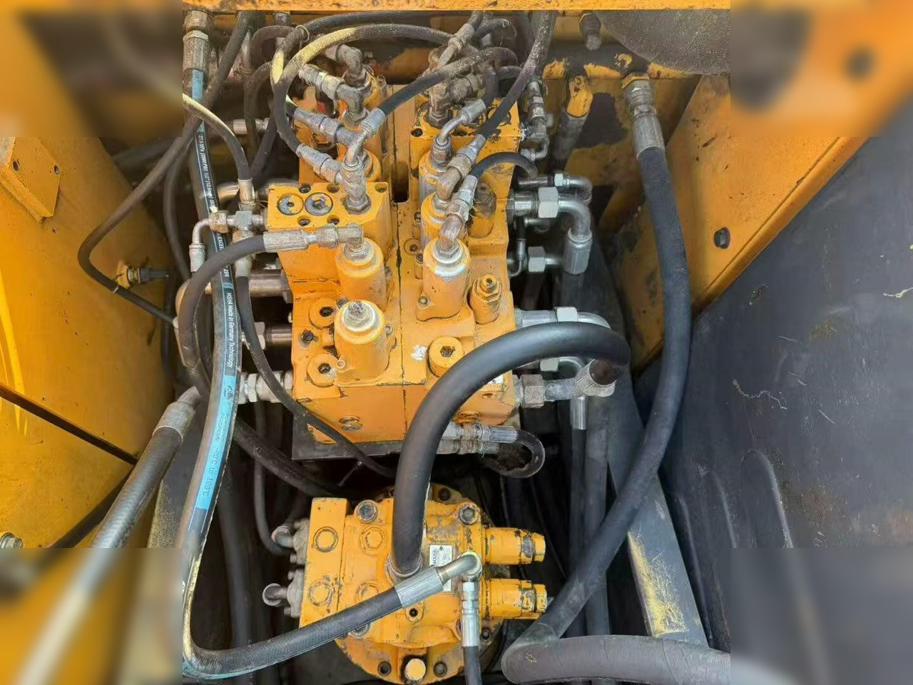 HYUNDAI ROBEX 150W-7A - Bager točkaš: slika 5 HYUNDAI ROBEX 150W-7A - Bager točkaš: slika 5