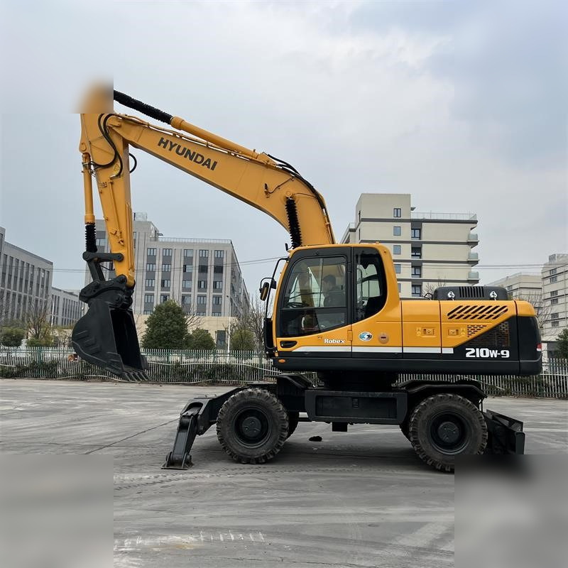 HYUNDAI ROBEX 210W-9 - Bager točkaš: slika 4 HYUNDAI ROBEX 210W-9 - Bager točkaš: slika 4