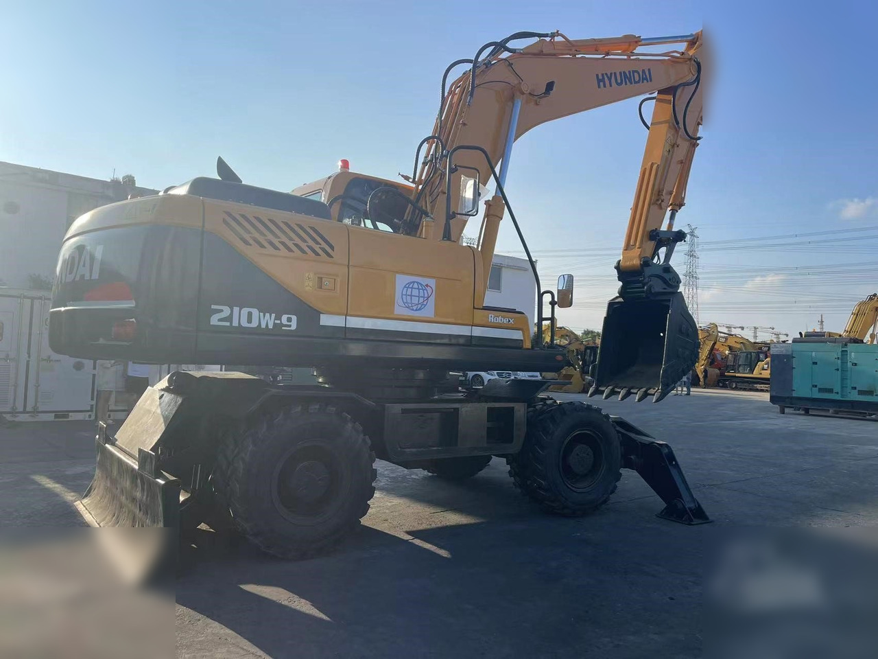 HYUNDAI ROBEX 210W-9 - Bager točkaš: slika 2 HYUNDAI ROBEX 210W-9 - Bager točkaš: slika 2