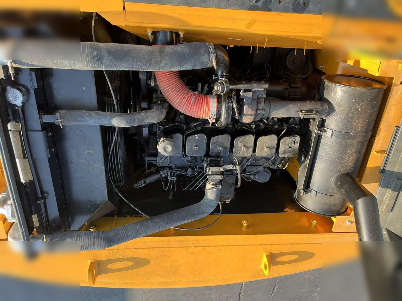 Bager točkaš HYUNDAI ROBEX 210W-9: slika 9