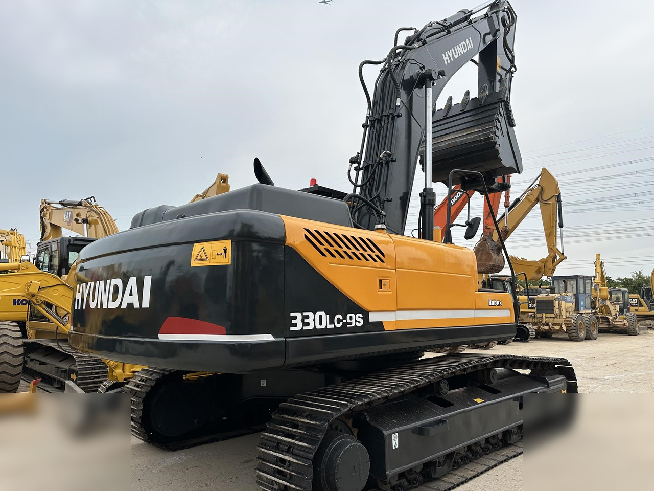 HYUNDAI ROBEX 330 LC-9S - Bager guseničar: slika 2 HYUNDAI ROBEX 330 LC-9S - Bager guseničar: slika 2