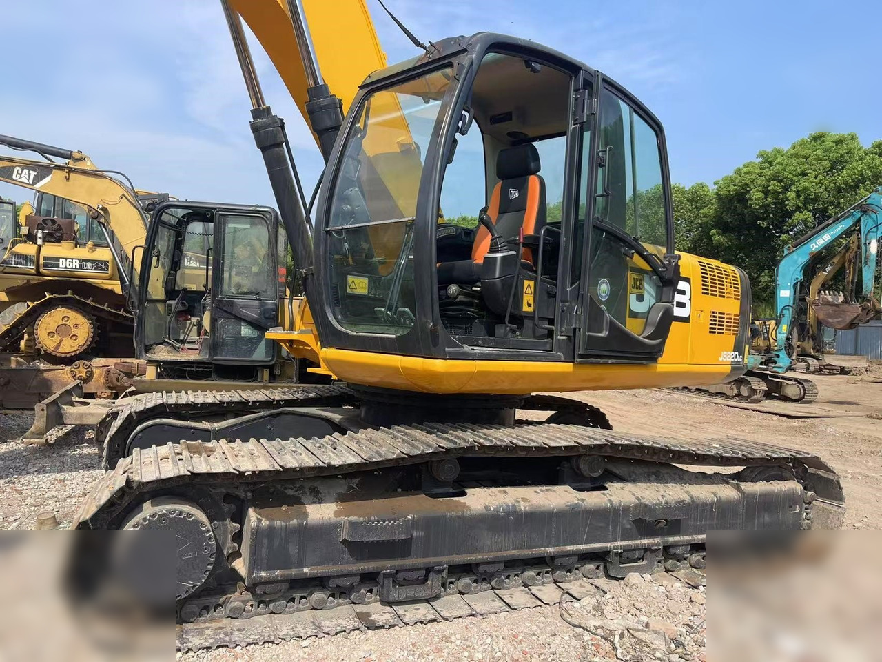 JCB JS220 LC - Bager guseničar: slika 4 JCB JS220 LC - Bager guseničar: slika 4