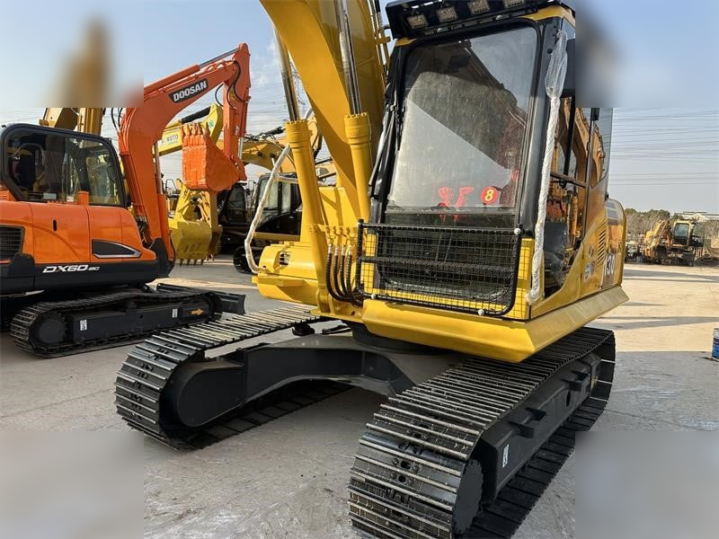 Bager guseničar KOMATSU PC130-7: slika 6