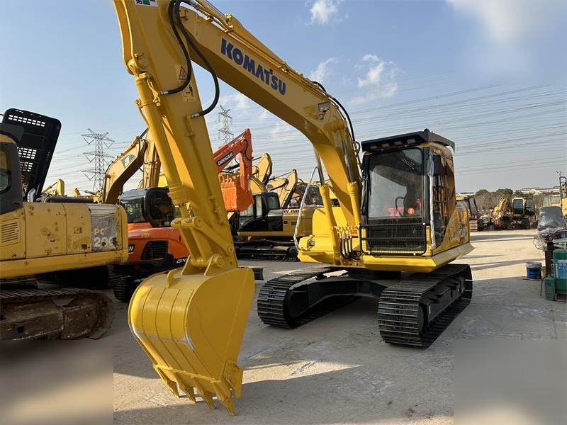 KOMATSU PC130-7 - Bager guseničar: slika 4 KOMATSU PC130-7 - Bager guseničar: slika 4