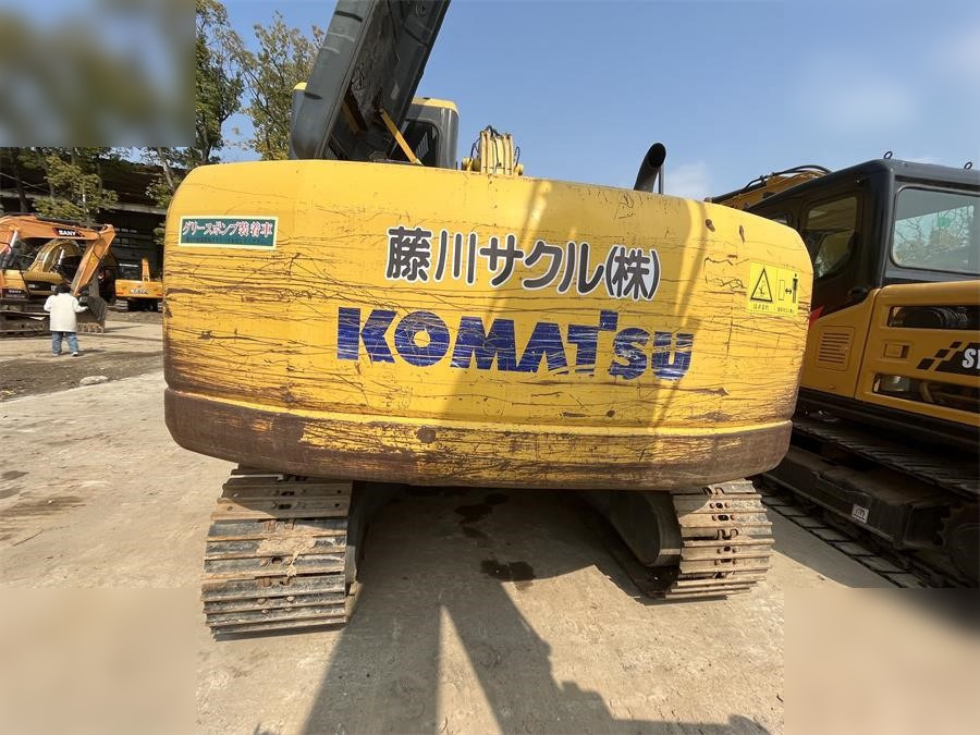 KOMATSU PC130-7 - Bager guseničar: slika 2 KOMATSU PC130-7 - Bager guseničar: slika 2