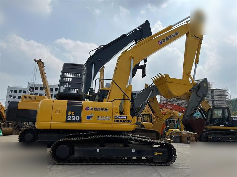 KOMATSU PC220-7 - Bager guseničar: slika 1 KOMATSU PC220-7 - Bager guseničar: slika 1